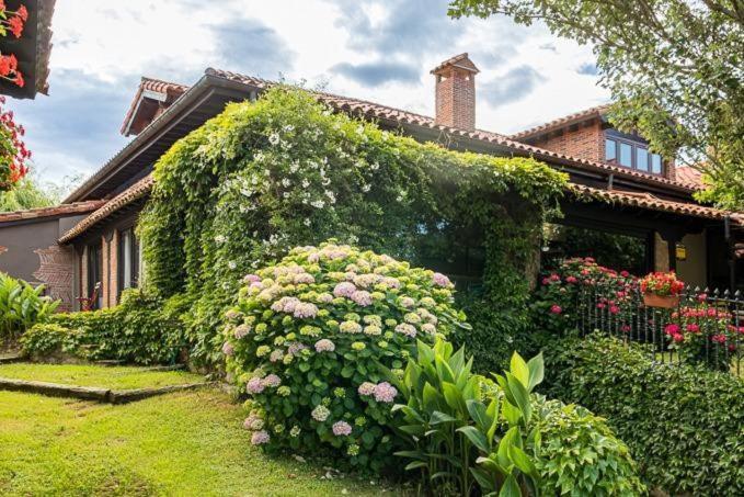 La Posada De Langre Anexo Eksteriør billede