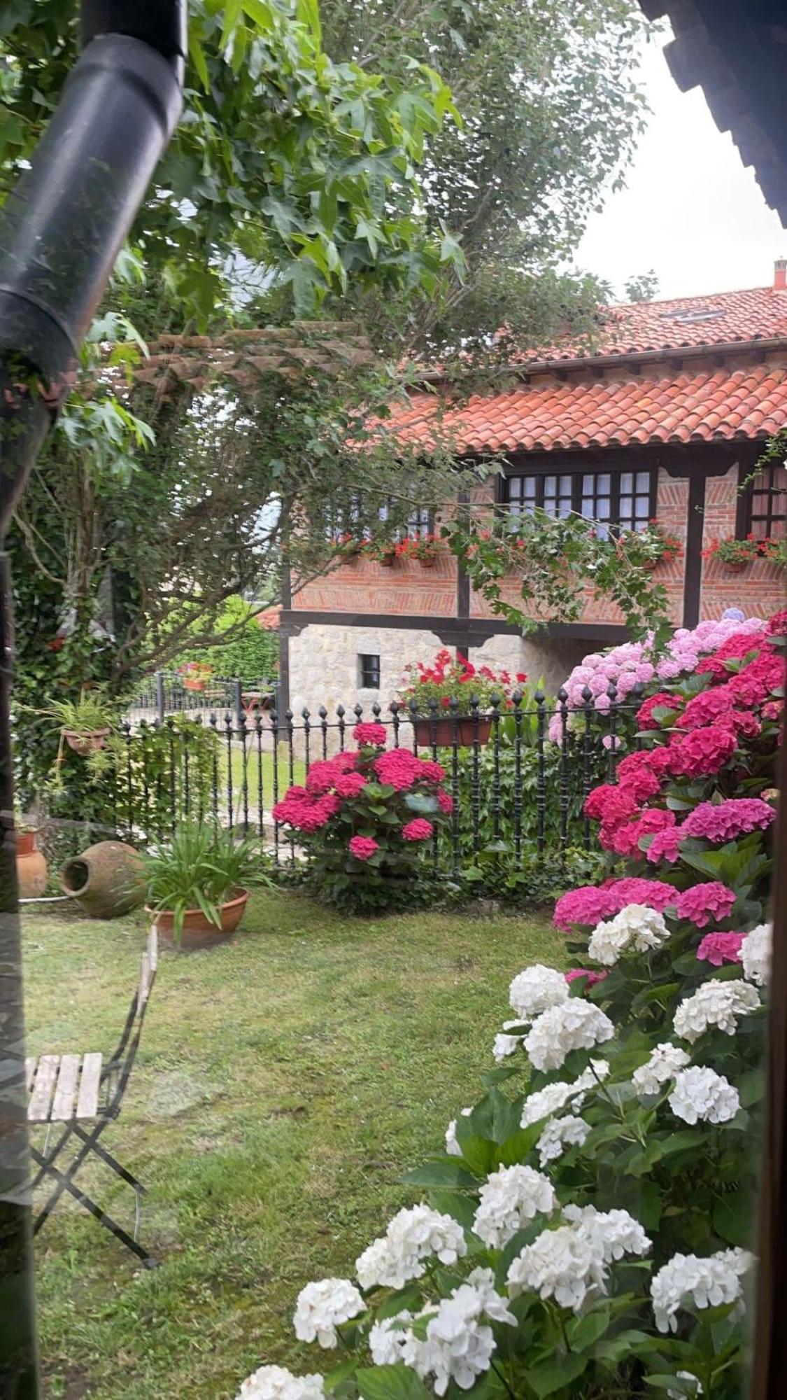 La Posada De Langre Anexo Eksteriør billede